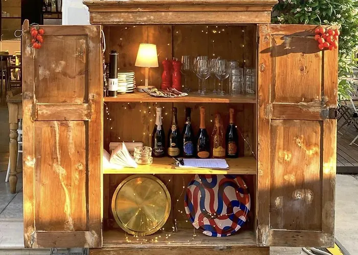 Sasaral Гостевой дом Чезена