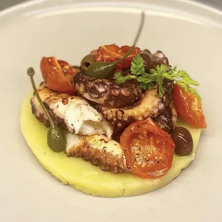 Sasaràl Casa de hóspedes