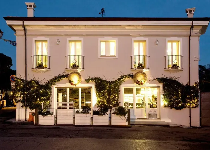 Sasaràl Affittacamere 4*